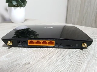 TPLink 4G LTE Router with ethernet ports
