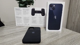 iPhone 13 &#43; Case &#43; Backbone Controller