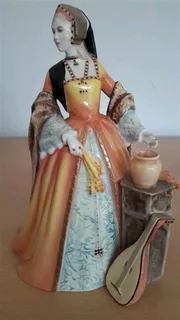 Royal Doulton Figurines - All 6 of King Henry&#39;s Wives for Sale
