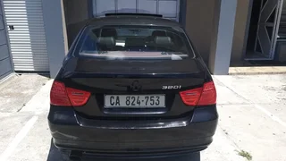 2011 BMW E90 3 Series Sedan 320i