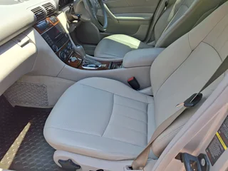 2006 Mercedes-Benz C-Class Sedan