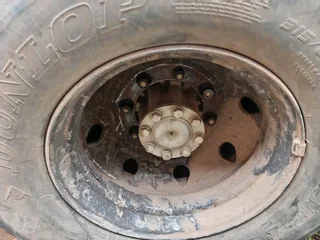 Mercedes benz artego R135 000