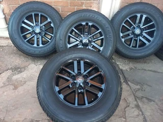 Toyota hilux mags size 17 with tyres 80%