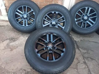 Toyota hilux mags size 17 with tyres 80%