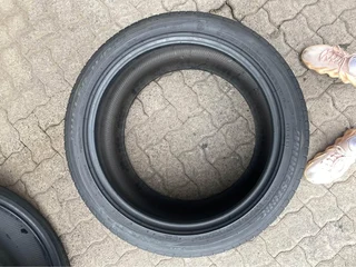 275 40 R20   and  315 35 R20 Bridgestone Dueler RunFlat Tyres