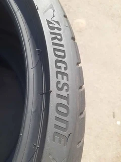 245/35/R19X2 AND 265/30/R19X2 BRIDGESTONE POTENZA 90% MERCEDES NORMAL TYRES