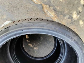 2 X 245/30/20 Pirelli P zero with sufficient threads with about 90%