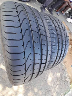 2 X 245/30/20 Pirelli P zero with sufficient threads with about 90%