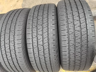 255/70/16 Continental Cross contact complete set for sale 85% life threat very good condition