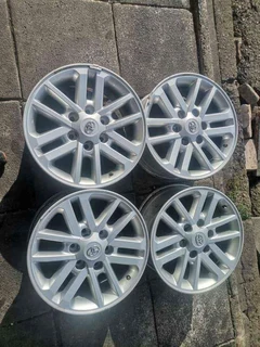 17inch Toyota bakkies