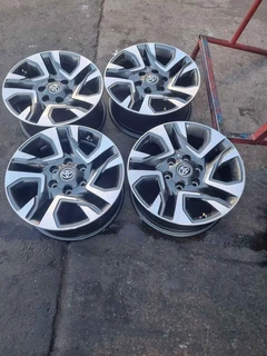 18 inch Toyota mags