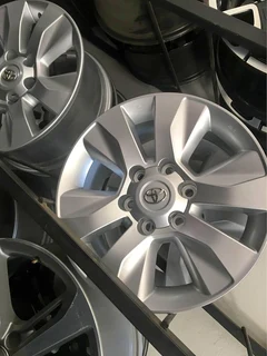 Toyota Hilux GD6 17” Magwheel