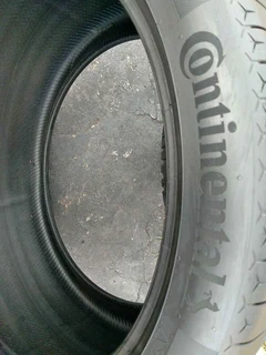 Set  of 295/35/23 Continental sport Contact 6, 80%thread, no patch no plug