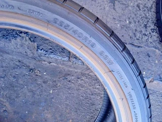 225/40/19 Bridgestone runflat