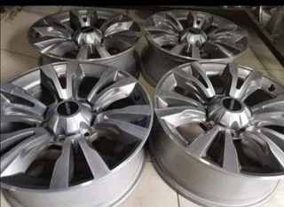 Isuzu silver 18inch