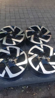 A Set of 16inch rims for the Nissan magnite in a very good condition.