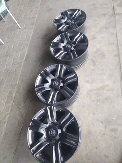 17 inch Toyota hilux G-D6 Rims