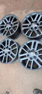 17inch mag rims for Toyota hilux