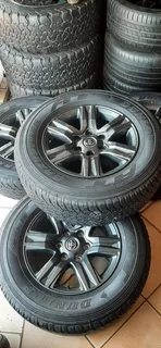 Toyota hilux Gd6 magrims and tyres 17&#34;inch For sale
