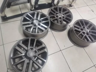 A set of 17inch Toyota hillux mags