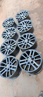 A set of 17inch Toyota hillux mags