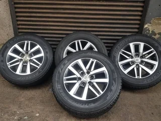 18 inches Toyota Fortuna rims and tyres. Rims still in perfect condition no denth, buckle or scratch