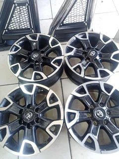 18&#34; Toyota Legend 50 RS mags set