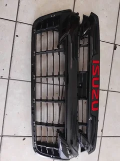 Isuzu grill