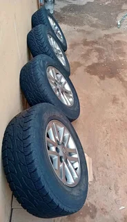 A set of 17inch Toyota Hilux D4D mags and tyres for sale