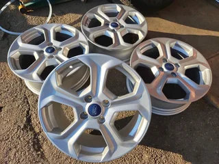 A Set of Ford Focus original Mags Rims 17 Inche Good Condition