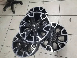 Toyota 18inch hilux and Legend