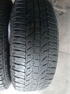 4x275/65/17 Yokohama Geolandar A/T