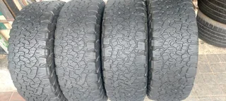 4x 265/65/18 bf goodrich tyres white wall