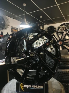 OEM Velar 22 Rims