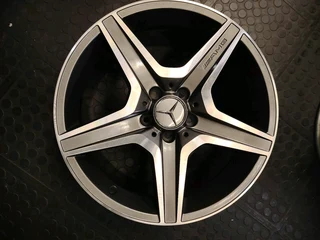 C63 single Rear w204