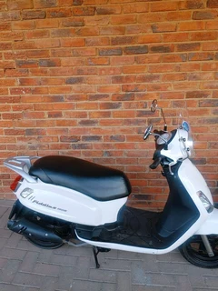 Scooter New - SYM Fiddle 2