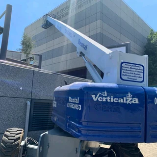 VerticalZA Genie S85 telescopic diesel boomlift cherry picker