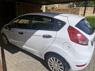 Ford Fiesta 1.4i Ambiente