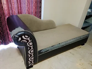 Chaise lounge