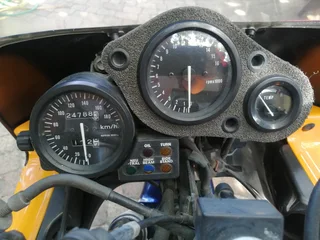 Honda CBR400RR (NC29)