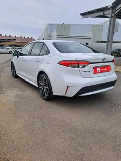 Toyota Corolla XR 2.0 AUTOMATIC