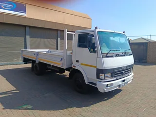 2022 Tata Lpt 813 4 Ton Dropside