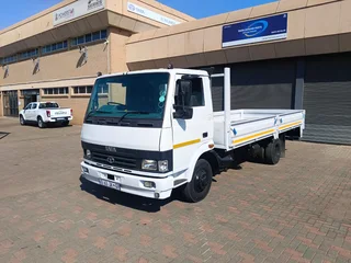2022 TATA LPT 813 4 TON DROPSIDE