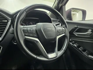 Isuzu DMax 3.0TD VCross