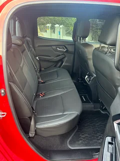 Isuzu DMax 3.0TD VCross