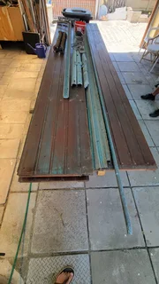 Meranti Sectional Gate