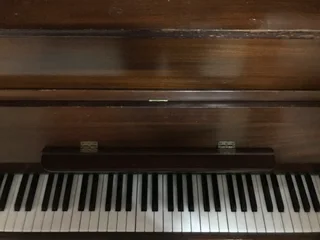 Pianos - Ad posted by pno125