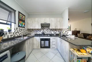 MODERN TOWNHOUSE IN BENONI