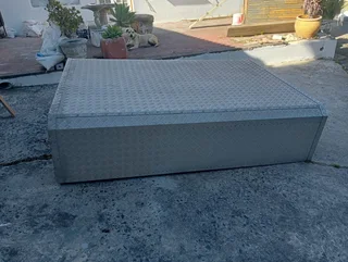 CANOPY  Checkard plate for a Ford ranger 2015