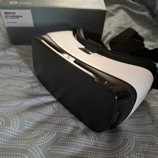 NEW Samsung Gear VR Virtual Reality Headset Galaxy Note 5/S6/S6 Edge/S7/Edge S7